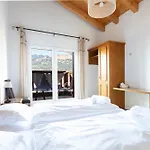 Chalet Des Alpes Crans-Montana
